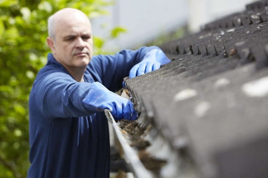 Superior Gutter Cleaning Service Oakland, CA